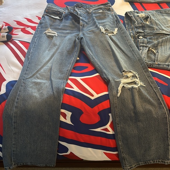 Excellent Condition 2 Lucky Brand jeans and 1 American Eagle Jeans - Picture 5 of 11